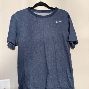 Nike Men's Blue T-Shirt